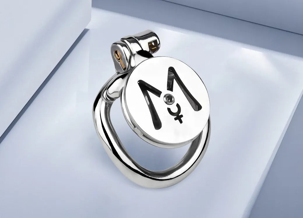 How to keep a moldy male masturbator?